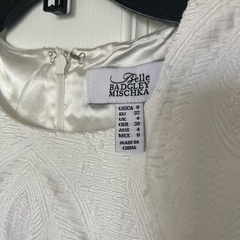 Badgley Mischka White Textured Mini Dress - Picture 4 of 4